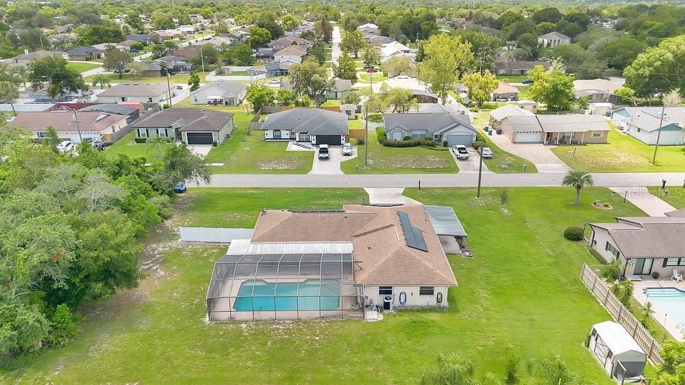 For Sale: $350,000 (4 beds, 2 baths, 1892 Square Feet)