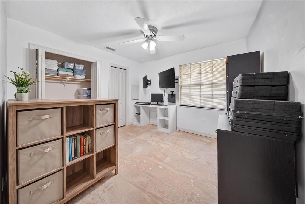 For Sale: $680,000 (4 beds, 3 baths, 3184 Square Feet)