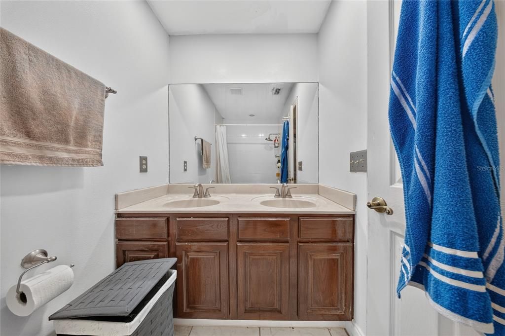 For Sale: $680,000 (4 beds, 3 baths, 3184 Square Feet)