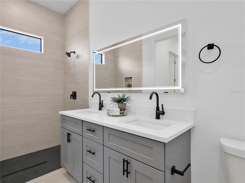 For Sale: $399,000 (3 beds, 2 baths, 1554 Square Feet)