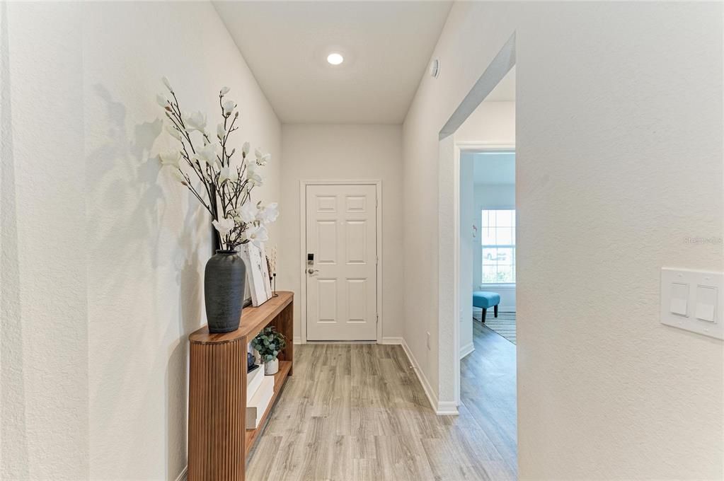 For Sale: $399,000 (4 beds, 2 baths, 1705 Square Feet)