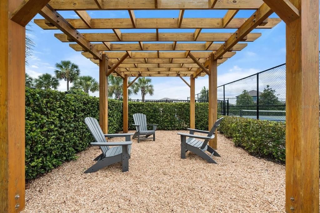 For Sale: $399,000 (4 beds, 2 baths, 1705 Square Feet)