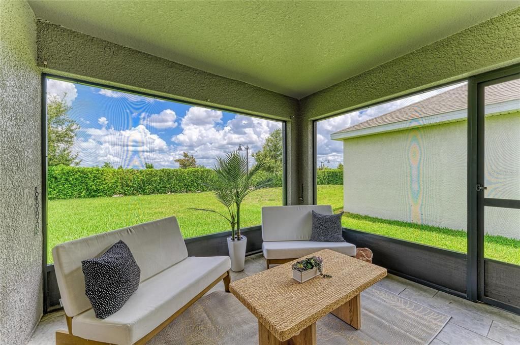 For Sale: $399,000 (4 beds, 2 baths, 1705 Square Feet)