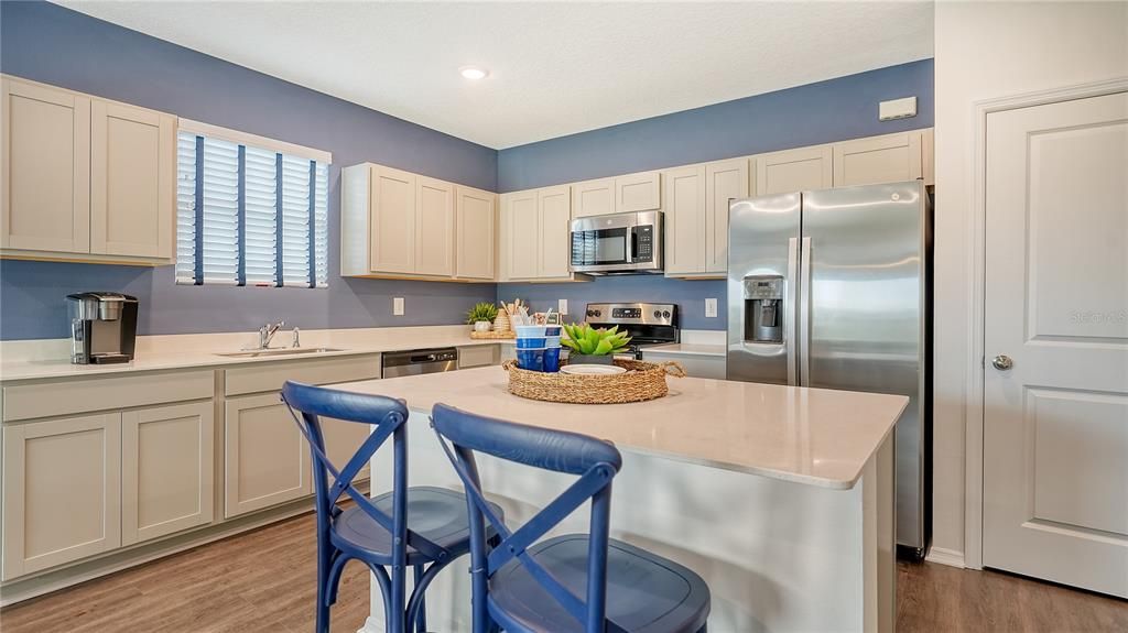 For Sale: $370,955 (4 beds, 2 baths, 1817 Square Feet)