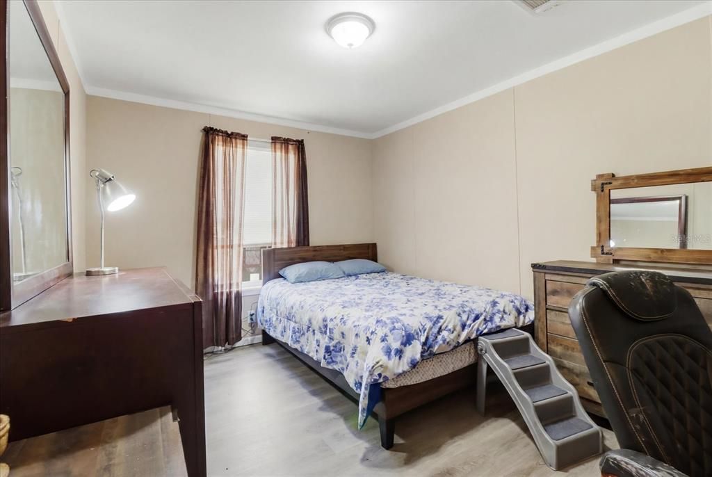 En Venta: $335,000 (3 camas, 2 baños, 2356 Pies cuadrados)
