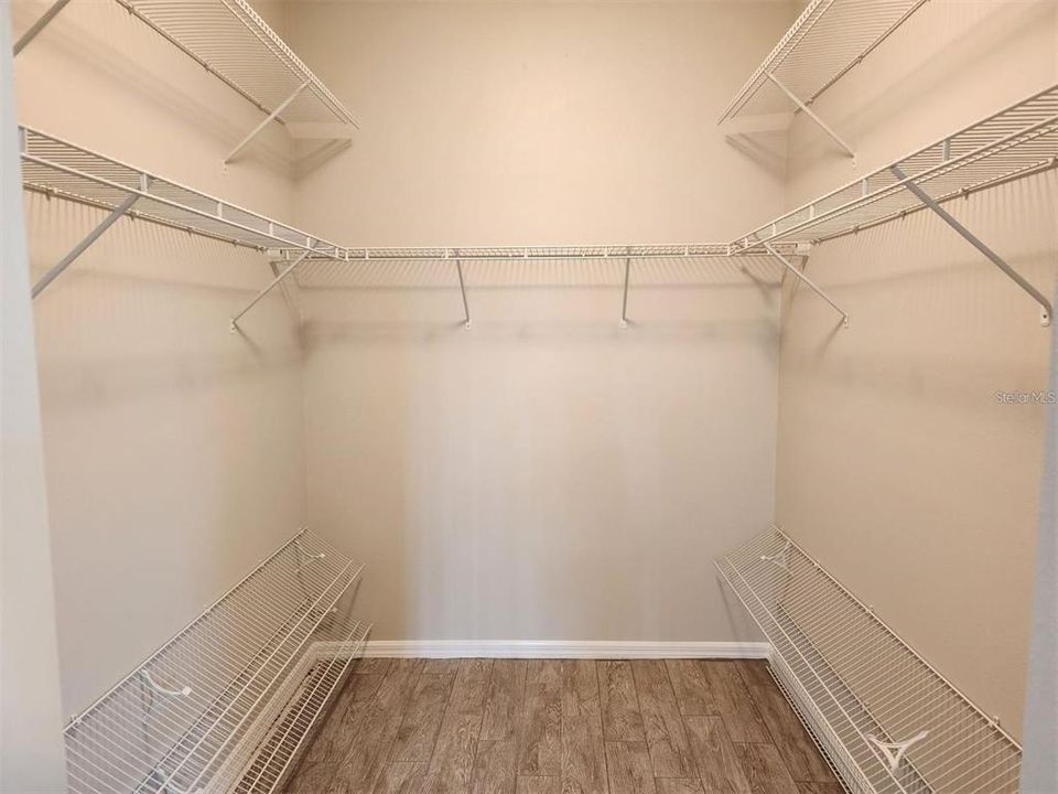 В аренду: $2,250 (3 спален, 2 ванн, 1994 Квадратных фут)