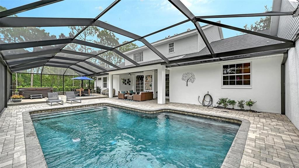 En Venta: $2,100,000 (5 camas, 3 baños, 3721 Pies cuadrados)