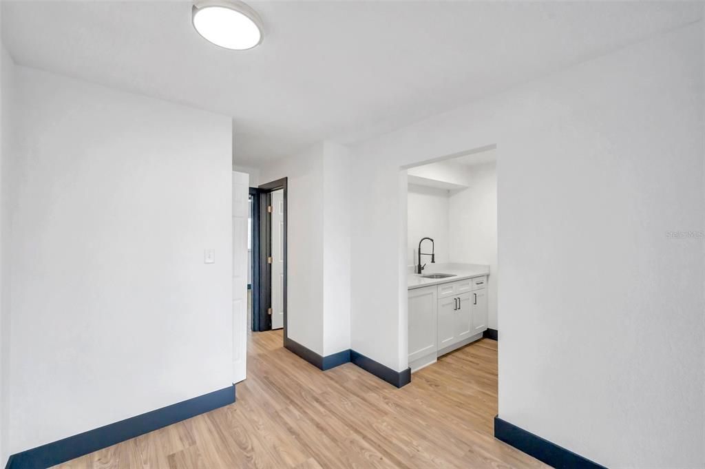 En Venta: $157,000 (1 camas, 1 baños, 585 Pies cuadrados)