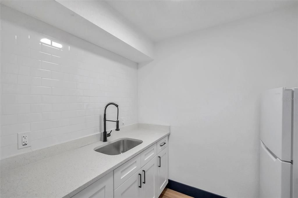 En Venta: $157,000 (1 camas, 1 baños, 585 Pies cuadrados)