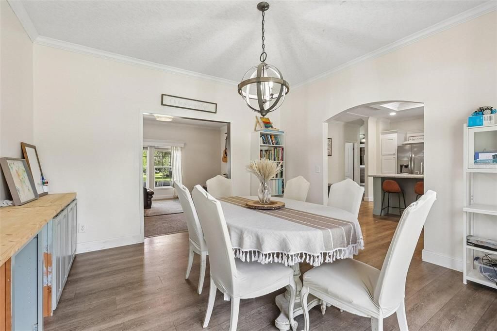 Active With Contract: $750,000 (4 beds, 2 baths, 2255 Square Feet)
