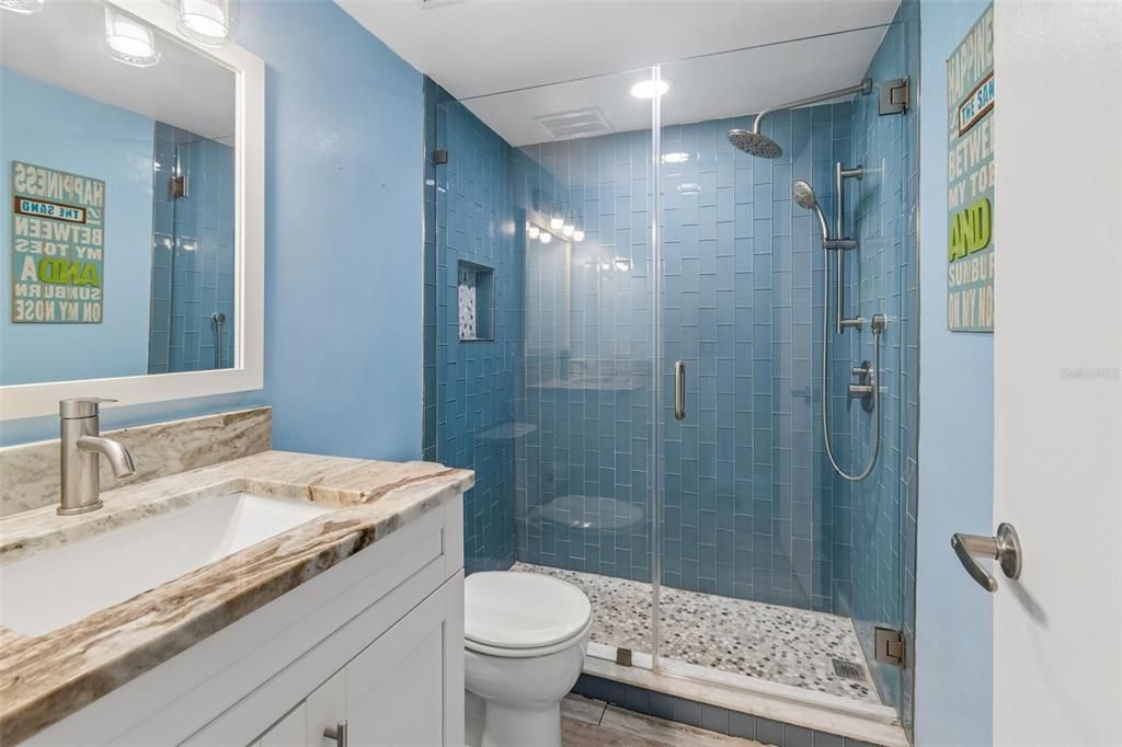 На продажу: $219,000 (1 спален, 1 ванн, 580 Квадратных фут)