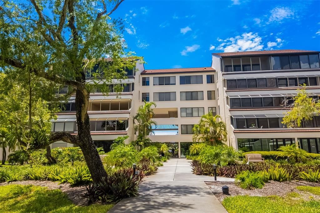 En Venta: $849,000 (2 camas, 2 baños, 1475 Pies cuadrados)