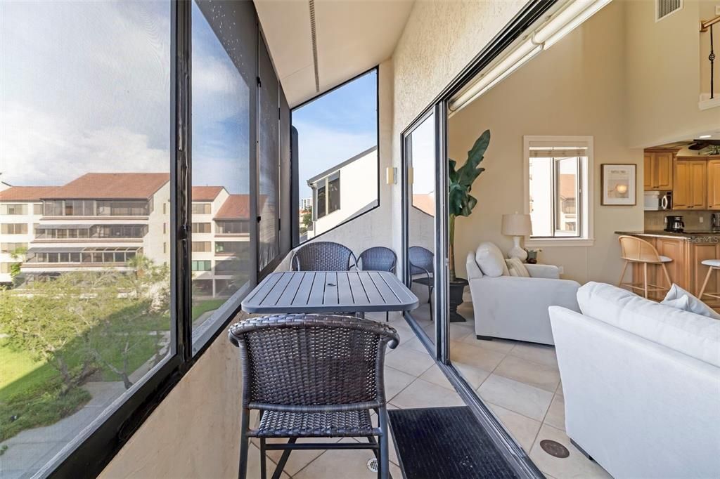 En Venta: $849,000 (2 camas, 2 baños, 1475 Pies cuadrados)