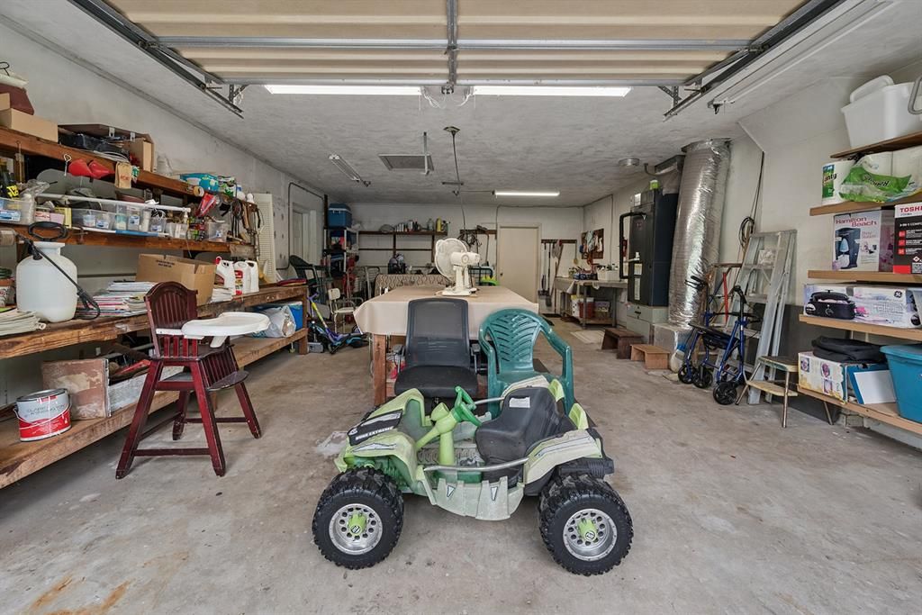 For Sale: $445,000 (4 beds, 3 baths, 2423 Square Feet)