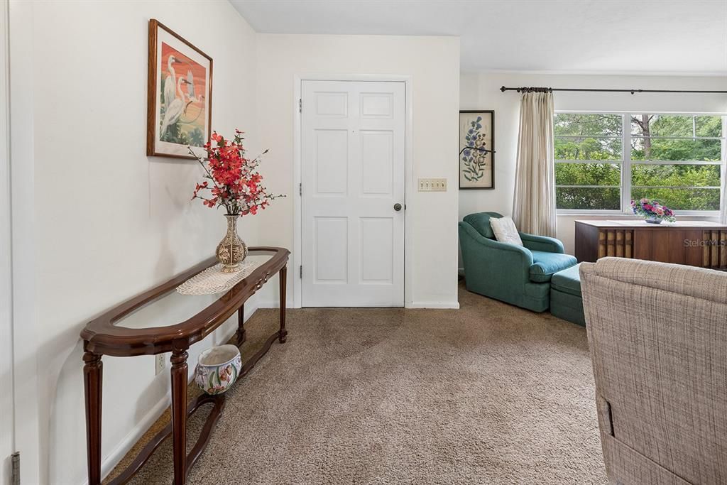 For Sale: $445,000 (4 beds, 3 baths, 2423 Square Feet)