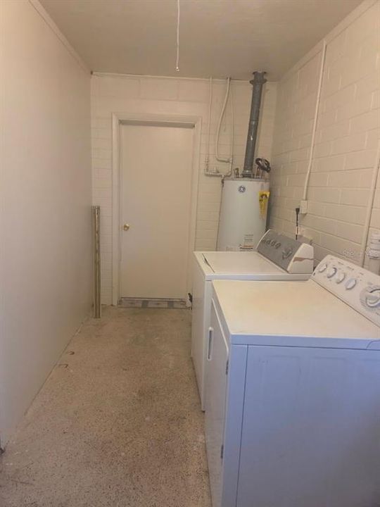 For Sale: $189,900 (3 beds, 2 baths, 1530 Square Feet)