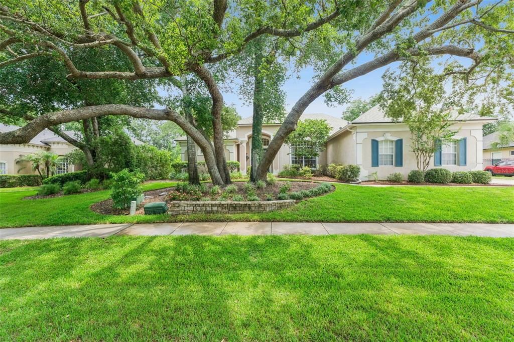 En Venta: $799,999 (4 camas, 3 baños, 2724 Pies cuadrados)
