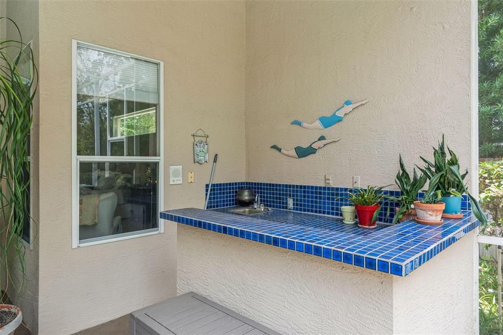 En Venta: $799,999 (4 camas, 3 baños, 2724 Pies cuadrados)
