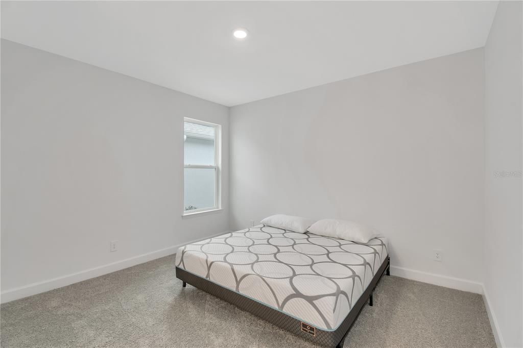 For Sale: $625,000 (4 beds, 4 baths, 2890 Square Feet)