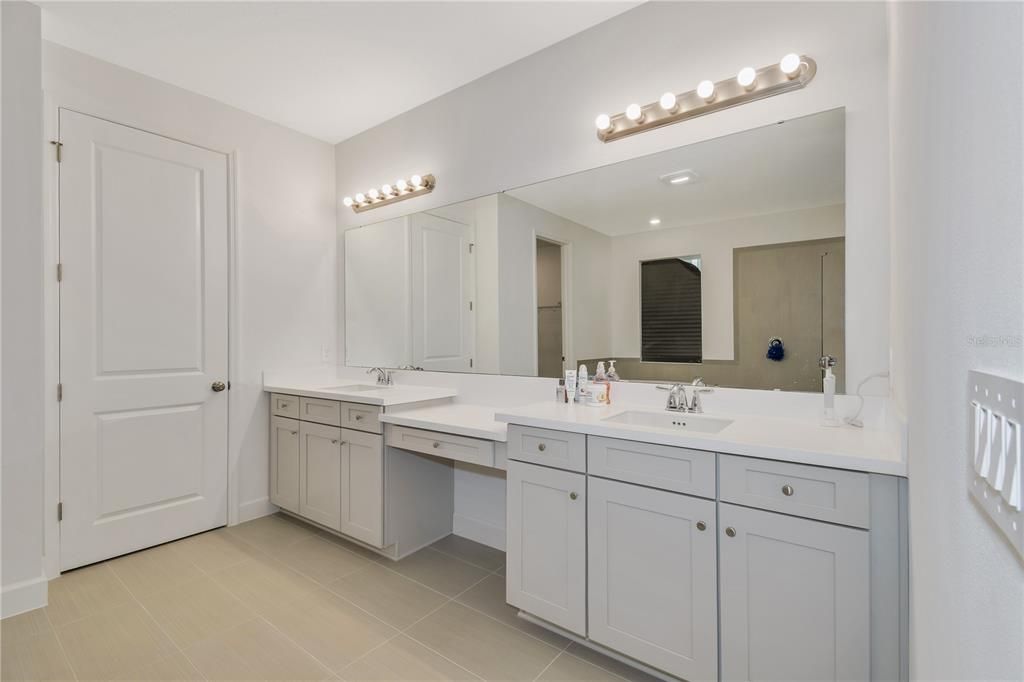 For Sale: $625,000 (4 beds, 4 baths, 2890 Square Feet)