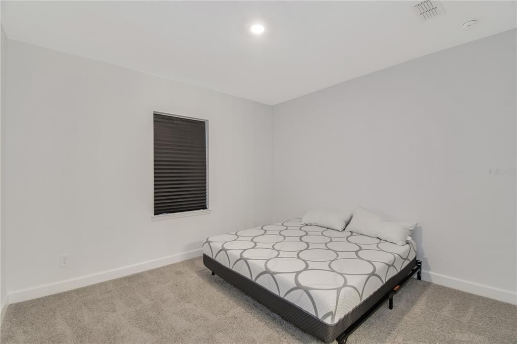 For Sale: $625,000 (4 beds, 4 baths, 2890 Square Feet)