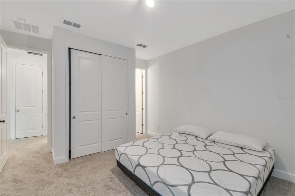 For Sale: $625,000 (4 beds, 4 baths, 2890 Square Feet)