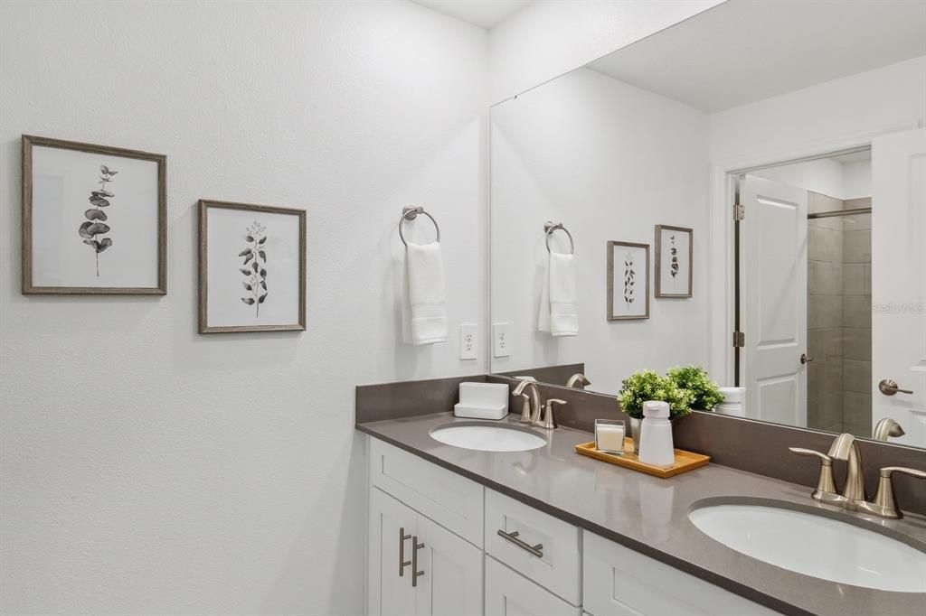 For Rent: $3,490 (4 beds, 3 baths, 1902 Square Feet)