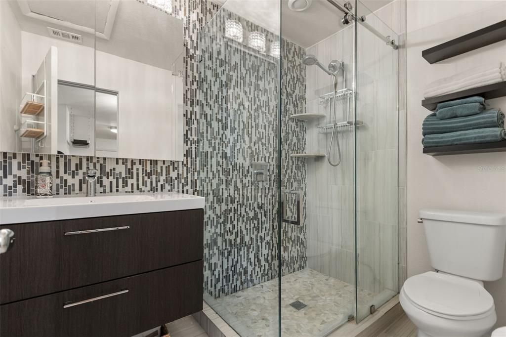 На продажу: $679,000 (3 спален, 3 ванн, 1660 Квадратных фут)