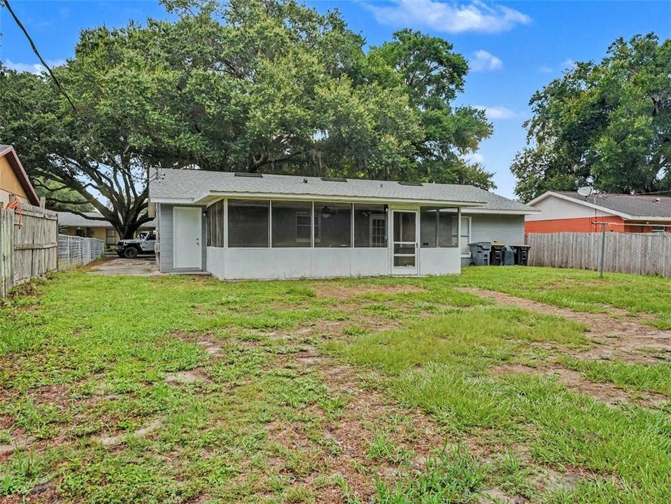 For Sale: $274,900 (4 beds, 2 baths, 1358 Square Feet)