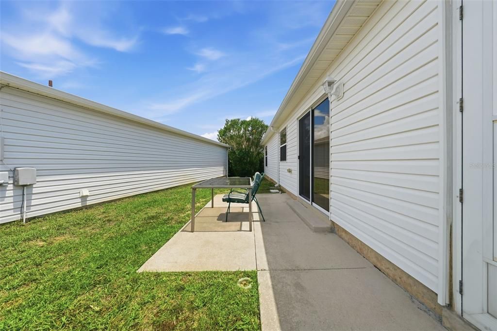 For Sale: $269,500 (2 beds, 2 baths, 1156 Square Feet)