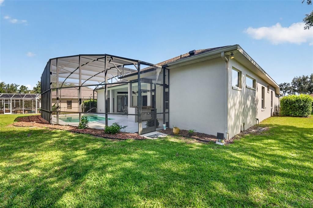 Activo con contrato: $440,000 (3 camas, 3 baños, 2562 Pies cuadrados)