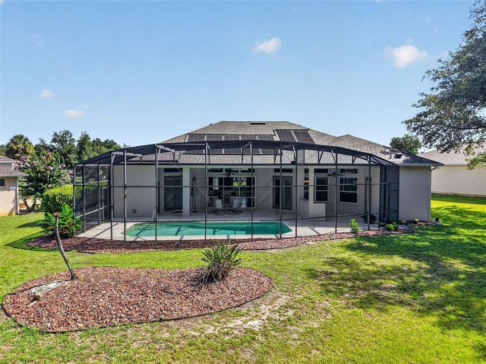 Activo con contrato: $440,000 (3 camas, 3 baños, 2562 Pies cuadrados)