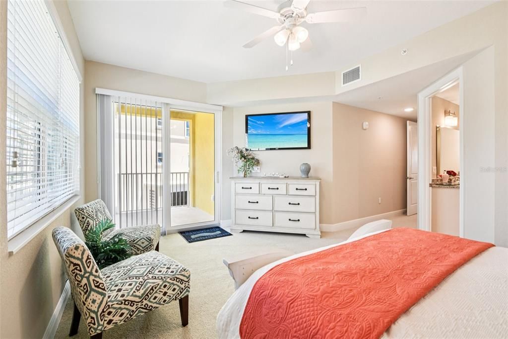 For Sale: $670,000 (3 beds, 2 baths, 1773 Square Feet)