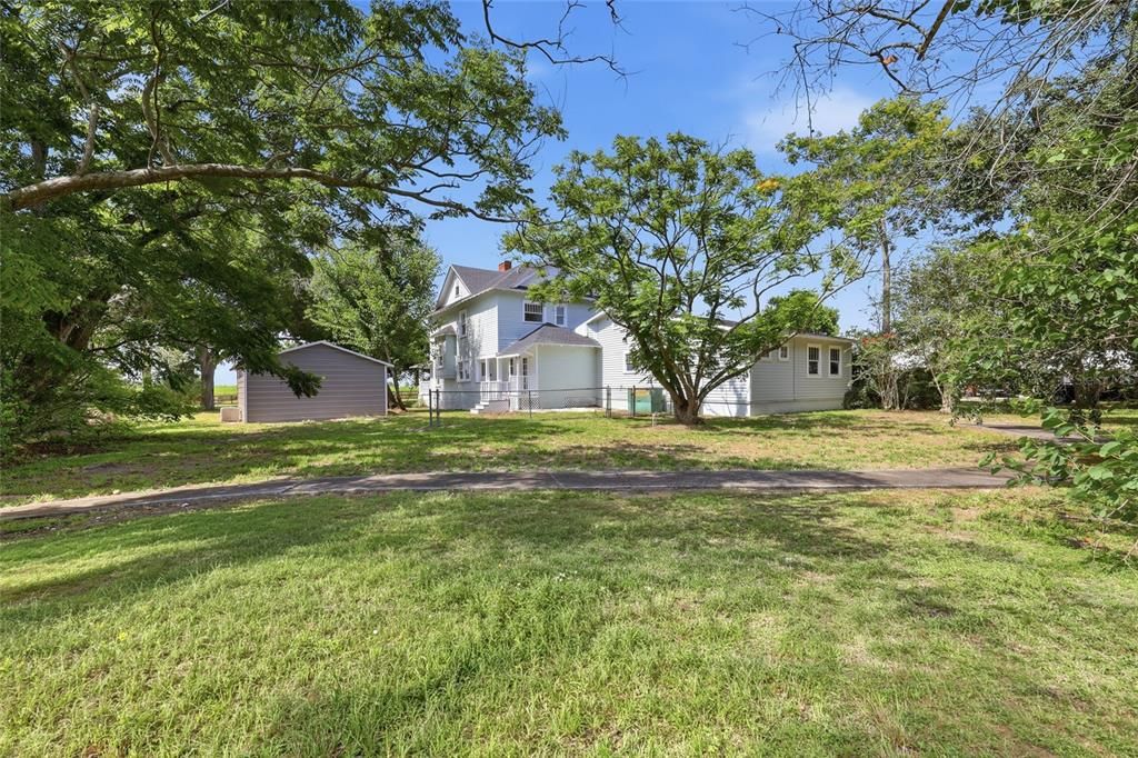 For Sale: $475,000 (4 beds, 2 baths, 3404 Square Feet)