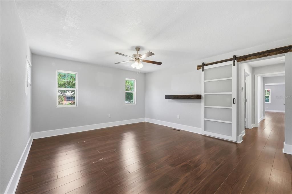 For Sale: $475,000 (4 beds, 2 baths, 3404 Square Feet)
