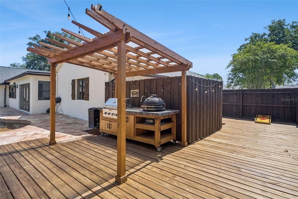 Activo con contrato: $1,099,000 (4 camas, 2 baños, 3104 Pies cuadrados)