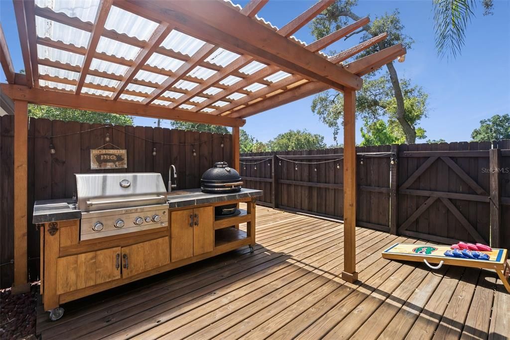 Activo con contrato: $1,099,000 (4 camas, 2 baños, 3104 Pies cuadrados)