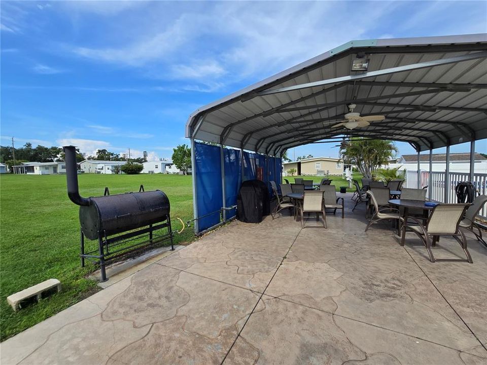 For Sale: $85,000 (2 beds, 1 baths, 720 Square Feet)
