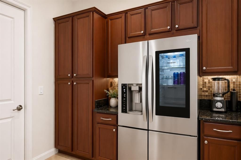 For Sale: $444,900 (3 beds, 2 baths, 1642 Square Feet)