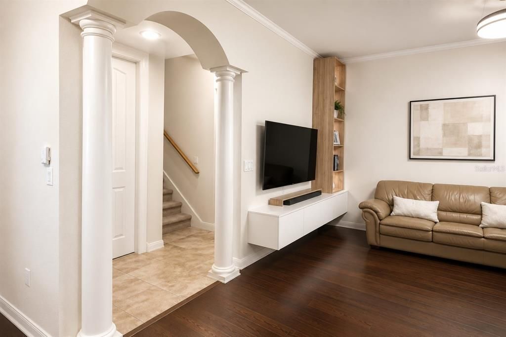 For Sale: $444,900 (3 beds, 2 baths, 1642 Square Feet)
