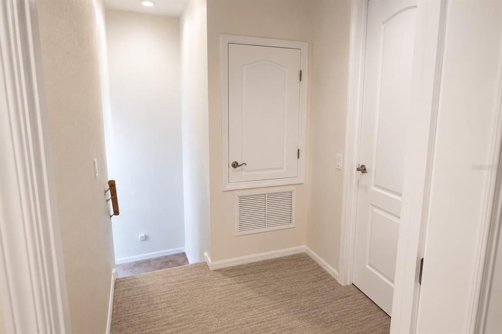 For Sale: $444,900 (3 beds, 2 baths, 1642 Square Feet)