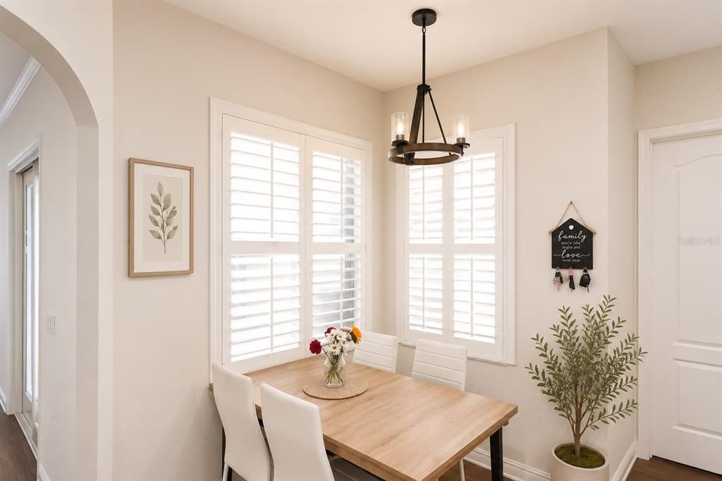 For Sale: $444,900 (3 beds, 2 baths, 1642 Square Feet)