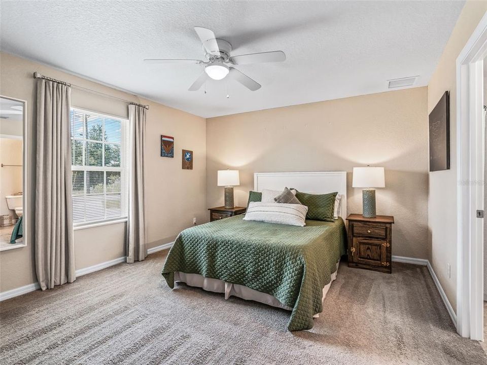 Active With Contract: $232,500 (3 beds, 2 baths, 1246 Square Feet)