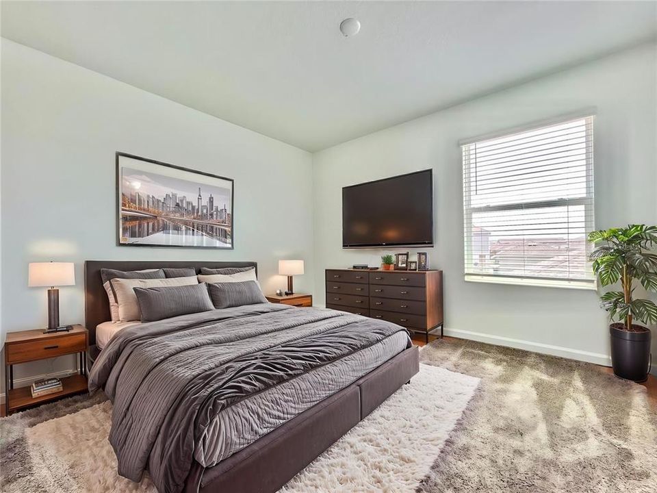 В аренду: $2,300 (3 спален, 2 ванн, 1615 Квадратных фут)