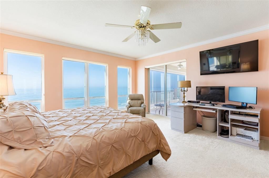 En Venta: $1,875,000 (3 camas, 2 baños, 2227 Pies cuadrados)