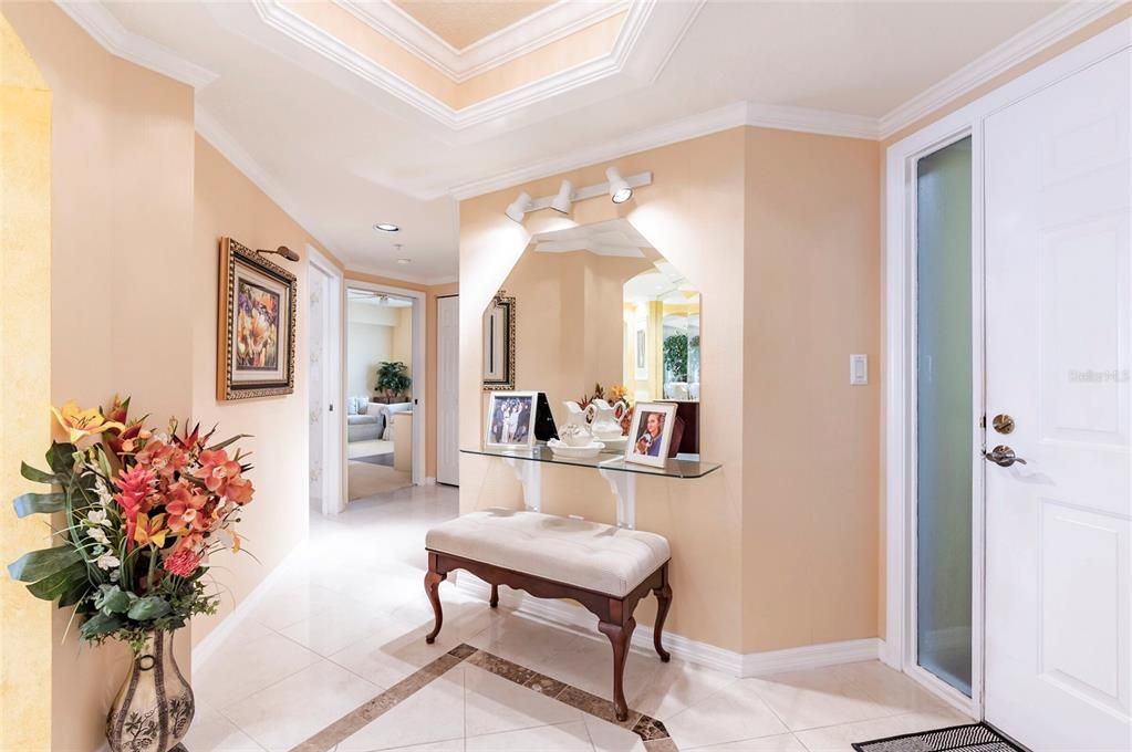 En Venta: $1,875,000 (3 camas, 2 baños, 2227 Pies cuadrados)