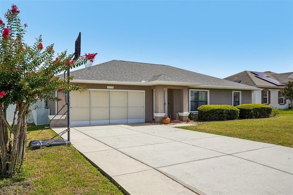For Sale: $265,000 (3 beds, 2 baths, 1565 Square Feet)