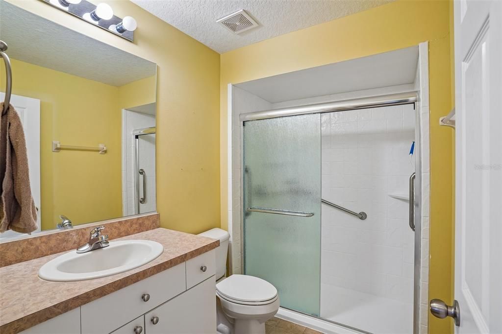 For Sale: $265,000 (3 beds, 2 baths, 1565 Square Feet)