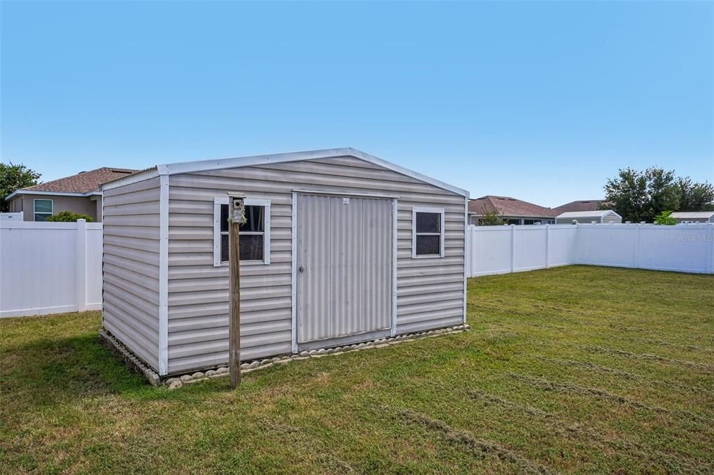 For Sale: $265,000 (3 beds, 2 baths, 1565 Square Feet)