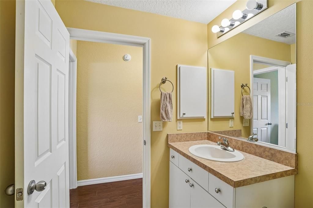For Sale: $265,000 (3 beds, 2 baths, 1565 Square Feet)